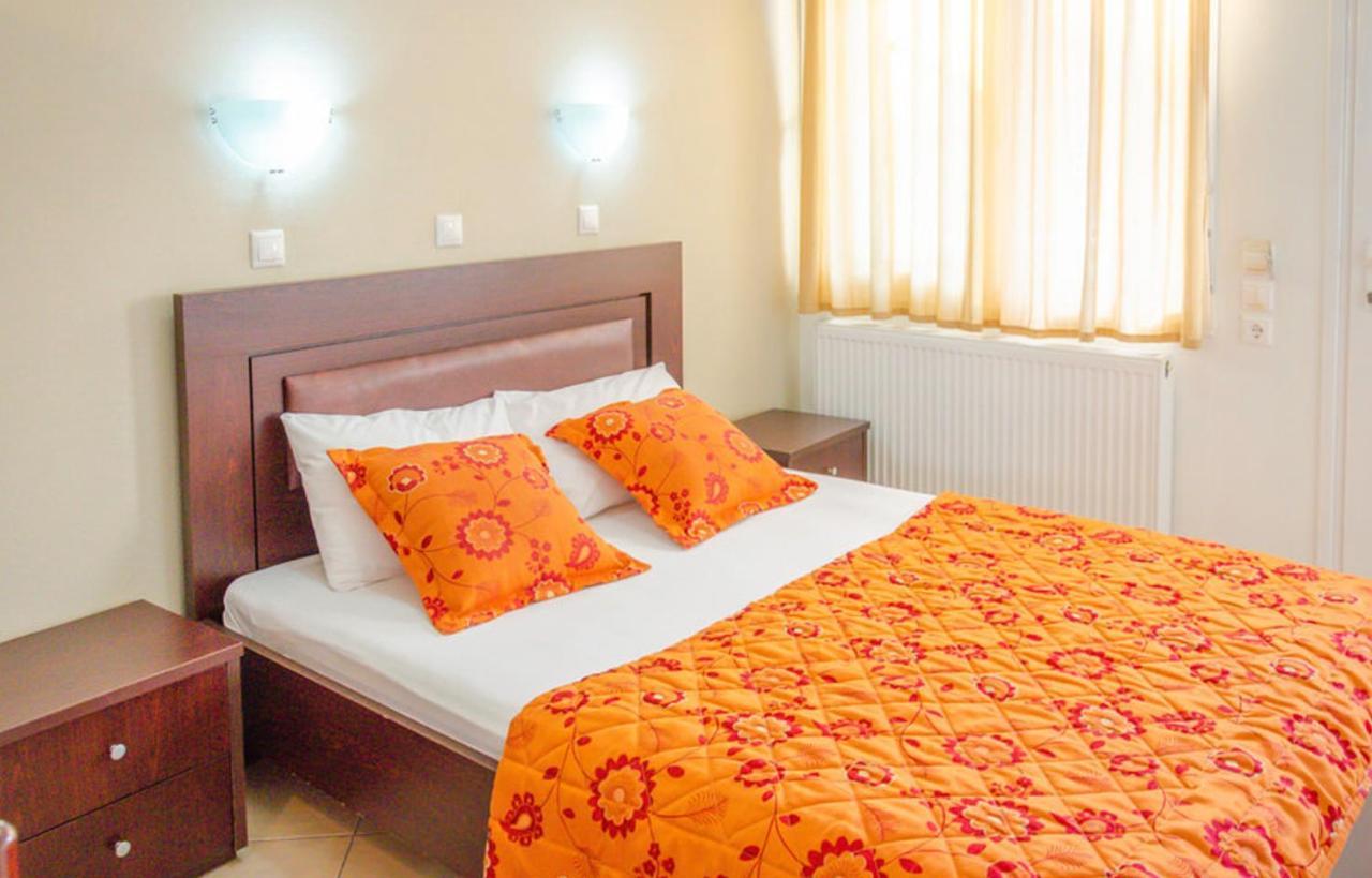 סקאלה פוטאמיאס Delfini Hotel מראה חיצוני תמונה