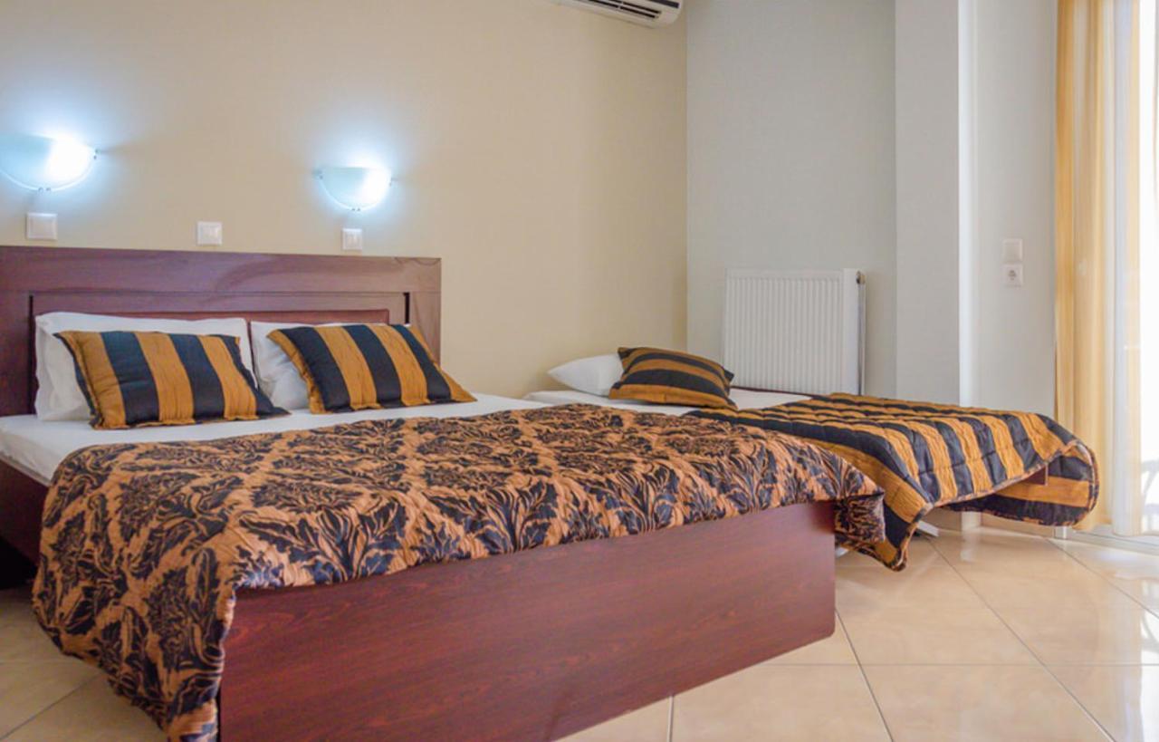 סקאלה פוטאמיאס Delfini Hotel מראה חיצוני תמונה
